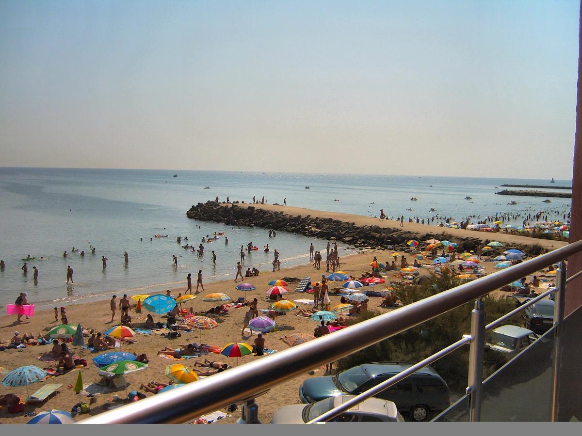 Sunny Bay Beach Hotel Поморие Экстерьер фото