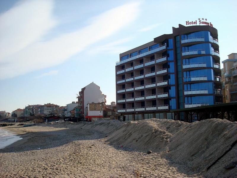 Sunny Bay Beach Hotel Поморие Экстерьер фото
